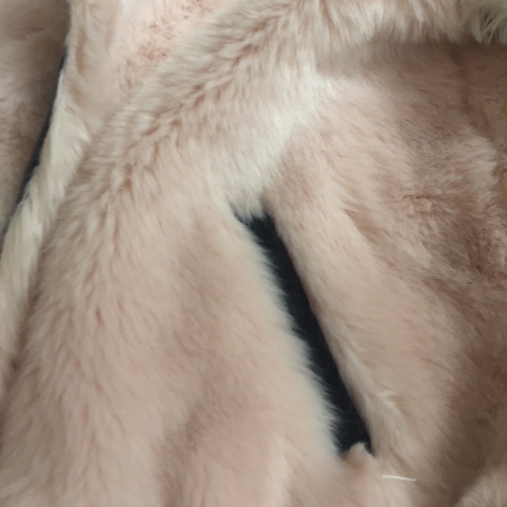 coat - Picture 2 of 5